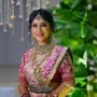 <p>నిరుప‌మ్ ప‌రిటాల‌ను ప్రేమించి పెళ్లిచేసుకున్న‌ది మంజుల‌. చంద‌ముఖి సీరియ‌ల్ ద్వారానే నిరుప‌మ్ ప‌రిటాల  యాక్టింగ్ కెరీర్ ప్రారంభ‌మైంది. </p>