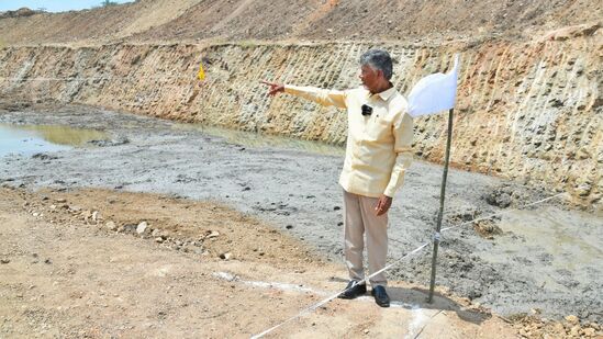 5 నెలల కాలంలో లక్ష్యం మేర పనులు జరిగాయి. వచ్చే నెలకల్లా మొదటి దశ పనులు పూర్తి చేయాలని లక్ష్యం గా పెట్టుకున్నారు. ఫేజ్-II కాలువల (పుంగనూరు,కుప్పం బ్రాంచ్‌లు) పనులు వేగంగా జరుగుతున్నాయి. పాడెర, మడకశిర, కుప్పం వంటి ప్రాంతాలకు నీరు చేరేలా ప్రభుత్వం చర్యలు తీసుకుంటోంది.