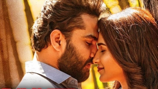 హిట్ ది ఫస్ట్ కేస్ - తెలుగు క్రైమ్ థ్రిల్లర్ మూవీ హిట్ ది ఫస్ట్ కేస్. ఈ మూవీ జాబితాలో 8వ స్థానంలో ఉంది. ఈ సినిమాకు ఐఎండీబీ రేటింగ్ 7.6గా ఉంది.