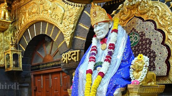 ఈ టూర్ ప్యాకేజీలో భాగంగా… మొదటి రోజు కాచిగూడ రైల్వే స్టేషన్లో జర్నీ ప్రారంభమవుతుంది. సాయంత్రం 06.40 గంటలకు రైలు(ట్రైన్ నెంబర్  - 17064) ఉంటుంది. రాత్రి మొత్తం ప్రయాణం చేయాలి. 