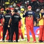 ఐపీఎల్ మ్యాచ్ లో ఆర్సీబీ, సీఎస్కే