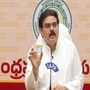 <p>ఏపీలో కొత్త రేషన్ కార్డులు, ఈకేవైసీపై మంత్రి నాదెండ్ల మనోహర్ కీలక ప్రకటన చేశారు. కొత్త రేషన్ కార్డులను స్మార్ట్ కార్డు రూపంలో ఉచితంగా అందిస్తామని తెలిపారు. </p>