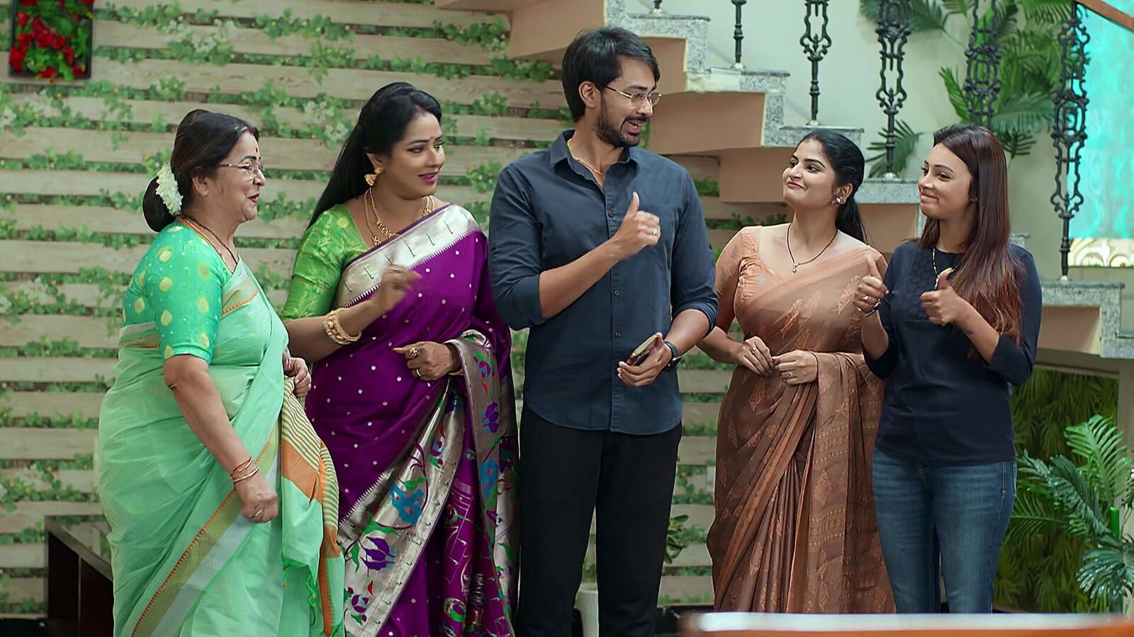 బ్ర‌హ్మ‌ముడి టుడే ఎపిసోడ్: మోస‌గ‌త్తెగా కావ్య‌పై ముద్ర -అపార్థం చేసుకున్న రాజ్‌- యాక్టింగ్‌లో ఇర‌గ‌దీసిన యామిని