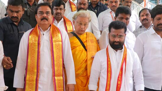 తమిళనాడులోని ఆరు మురుగన్ ఆలయాలతో పాటు, కర్ణాటక రెండు, ఏపీలోని రెండు సుబ్రహ్మణ్య క్షేత్రాలు, విజయవాడ ఇంద్రకీలాద్రిపై శ్రీ దుర్గామల్లేశ్వర స్వామి ఆలయం, పిఠాపురం శ్రీ పురూహూతిక ఆలయాల్లో మంగళవారం పూజలు నిర్వహించారు. దుర్గ గుడిలో జరిగిన పూజల్లో మంత్ర నాదెండ్ల మనోహర్ పాల్గొన్నారు. 