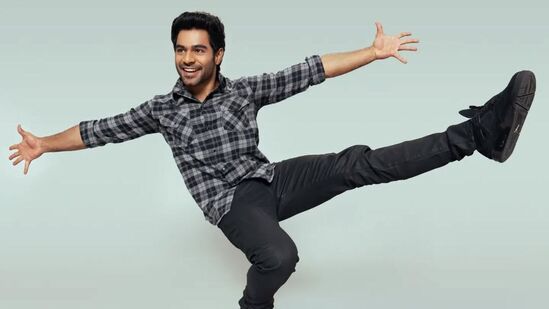 కిరీటి తొలి చిత్రం ‘జూనియర్’ పాన్ ఇండియా లెవల్లో విడుదలవుతోంది. కన్నడ, తెలుగు, తమిళం, మలయాళం, హిందీ భాషల్లో 'జూనియర్' విడుదల కానుంది.