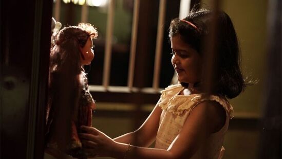 <p>పూజా మోహన్రాజ్, అనిల్ నెడుమంగాడ, లక్ష్మీ ప్రియా చంద్రమౌళి, ఆనంద్, రాజేష్ హెబ్బార్ ఇతర కీలక పాత్రలు పోషించారు.</p>