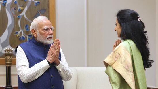ఢిల్లీలో శనివారం ప్రధానమంత్రి మోదీని… మంత్రి నారా లోకేష్ , భార్య బ్రాహ్మణి, కుమారుడు దేవాన్ష్‌తో కలిసి మర్యాదపూర్వకంగా కలిశారు.