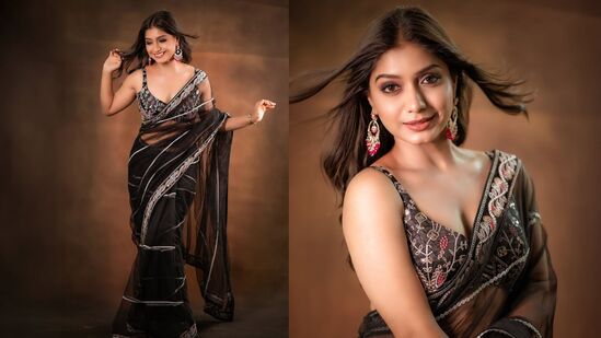 <p>స్టార్ మా ఛానెల్‌లో ఇటీవల ప్రారంభమైన సరికొత్త సీరియల్ నిన్ను కోరి. స్టార్ మా ఛానెల్, జియో హాట్‌స్టార్ ఓటీటీలో నిన్ను కోరి సీరియల్ ప్రసారం అవుతోంది. నిన్ను కోరి సీరియల్‌లో చంద్రకళ పాత్రలో హీరోయిన్‌గా నటించింది అక్షత దేశ్‌పాండే.<br> </p>