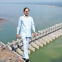 కేసీఆర్‌కు నోటీసులు