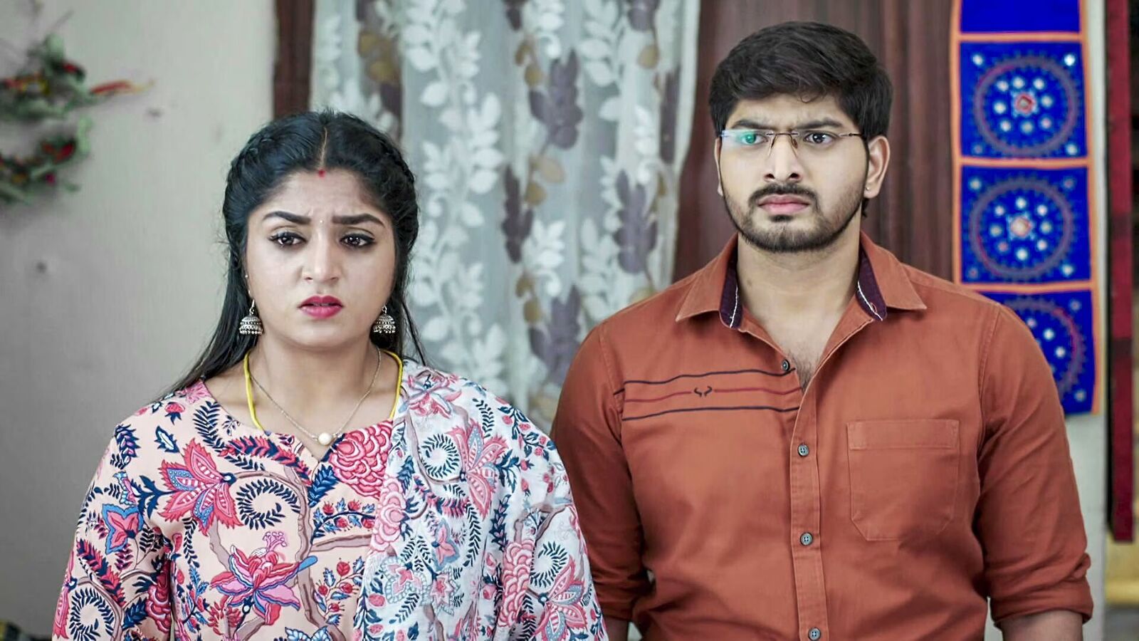 గుండెనిండా గుడి గంట‌లు టుడే ఎపిసోడ్‌: తండ్రి డ‌బ్బు కొట్టేసి మ‌నోజ్ జంప్‌ -స‌త్యానికి మీనా సాయం- ప్ర‌భావ‌తి ఓవ‌రాక్ష‌న్‌