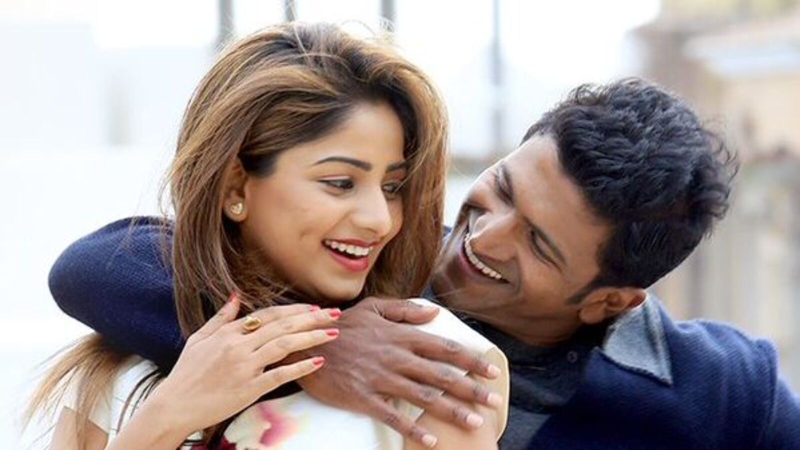 క‌న్న‌డ బ్లాక్‌బ‌స్ట‌ర్ మూవీ తెలుగులో ఫ్రీ స్ట్రీమింగ్ - రిలీజ్‌కు ముందే ప్రాఫిట్స్ - జూనియ‌ర్ ఎన్టీఆర్ పాట హైలైట్‌