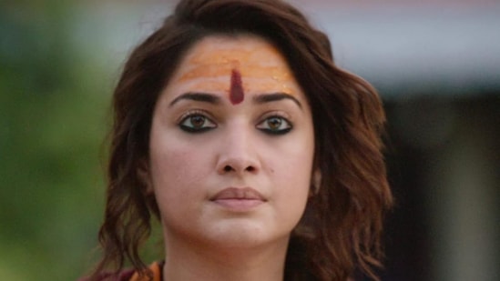 తమన్నా భాటియా నటించిన తెలుగు హారర్ థ్రిల్లర్ మూవీ ఓదెల 2 ఈ జాబితాలో నాలుగో స్థానంలో ఉంది. ఈ సినిమాకు ఐఎండీబీ రేటింగ్ 5.7గా ఉంది.