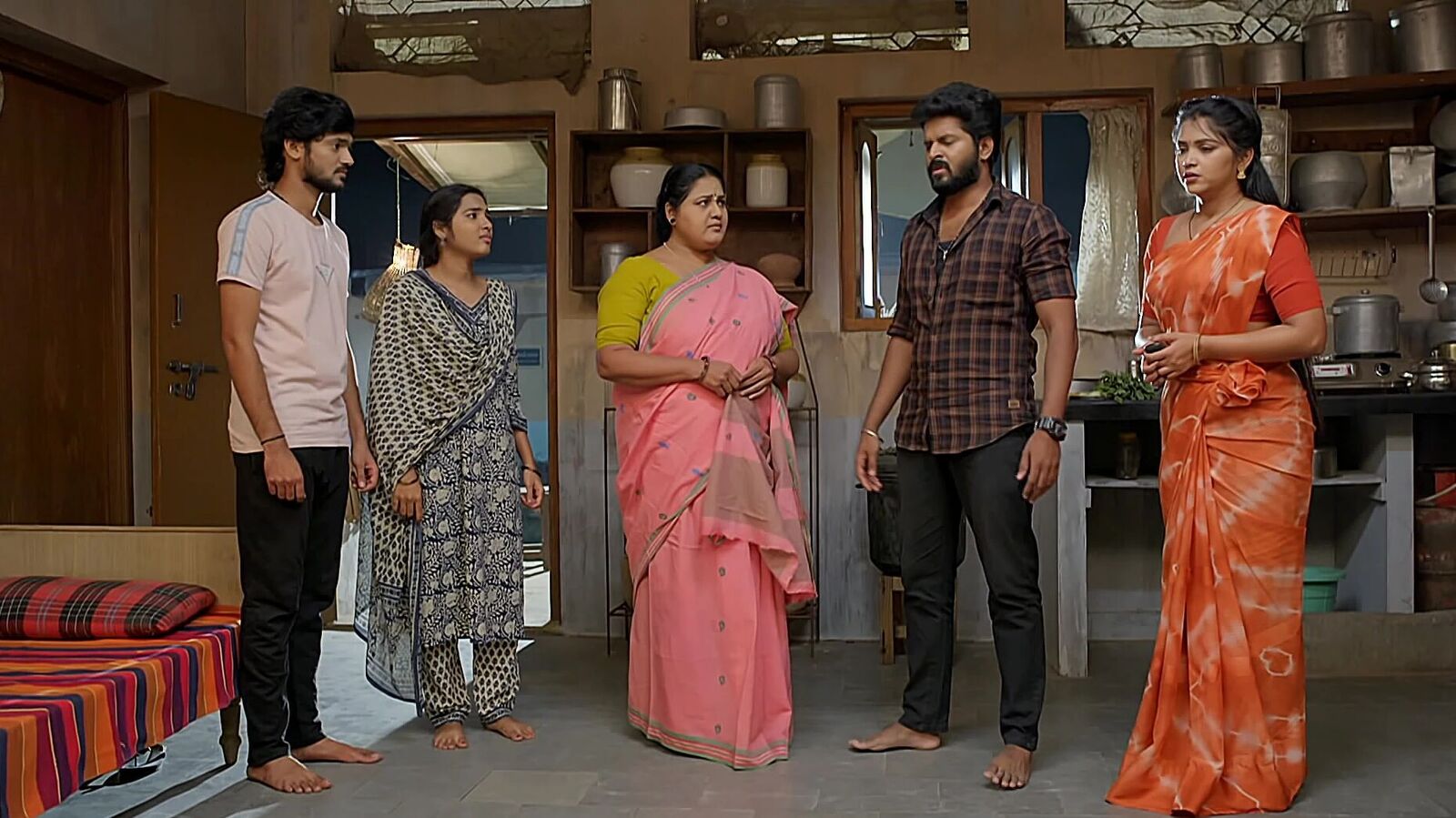 గుండె నిండా గుడి గంట‌లులో అత్త.. అల్లుడు...మా ఇంటి దేవ‌త‌లో త‌ల్లీకొడుకులు - విష్ణుకాంత్‌, ఉష‌శ్రీ కాంబో సూప‌ర్ హిట్‌