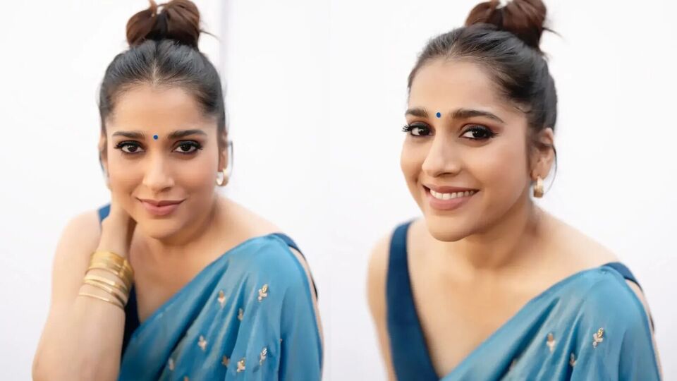 <p>ఈ ఫొటోలపై నటి ఇంద్రజ కూడా కామెంట్ చేసింది. “నా అందమైన డార్లింగ్.. లోపల, వెలుపల కూడా ఎంతో దయ కలిగిన వ్యక్తి” అనే ఆమె కామెంట్ చేయడం విశేషం.</p>