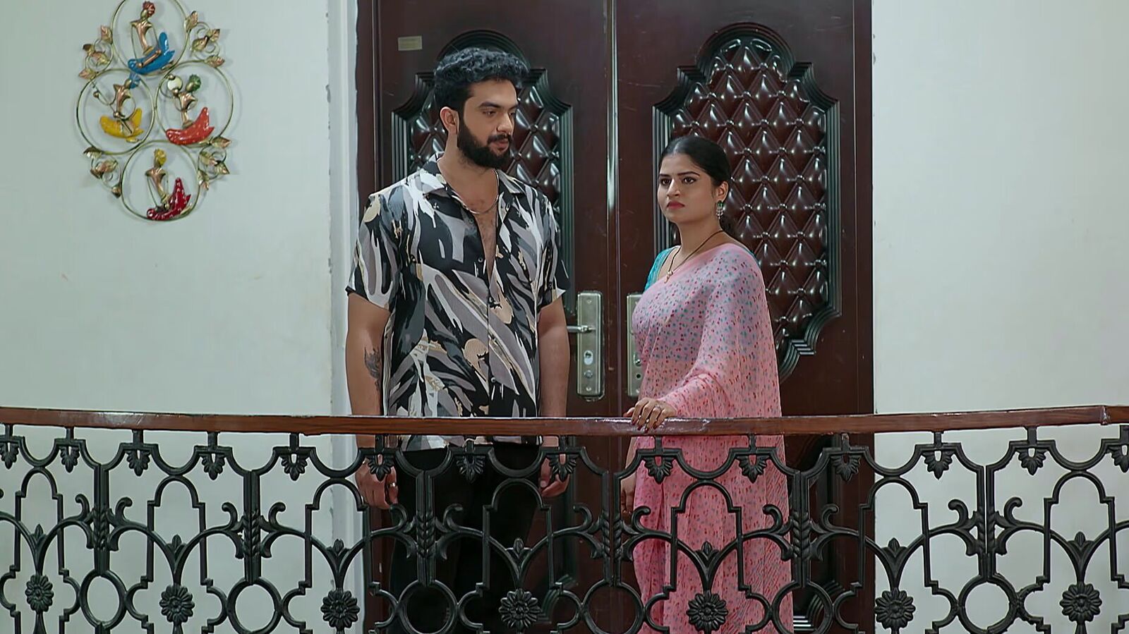 బ్ర‌హ్మ‌ముడి టుడే ఎపిసోడ్‌: శోభ‌నం గ‌దిలో రాజ్‌, కావ్య -ధాన్య‌ల‌క్ష్మికి అప్పు బురిడీ -స్వ‌ప్న న‌గ‌ల‌పై క‌న్నేసిన రాహుల్