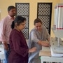 సహజసిద్ధమైన న్యాప్ కిన్ల తయారీలో అరుణ దారా