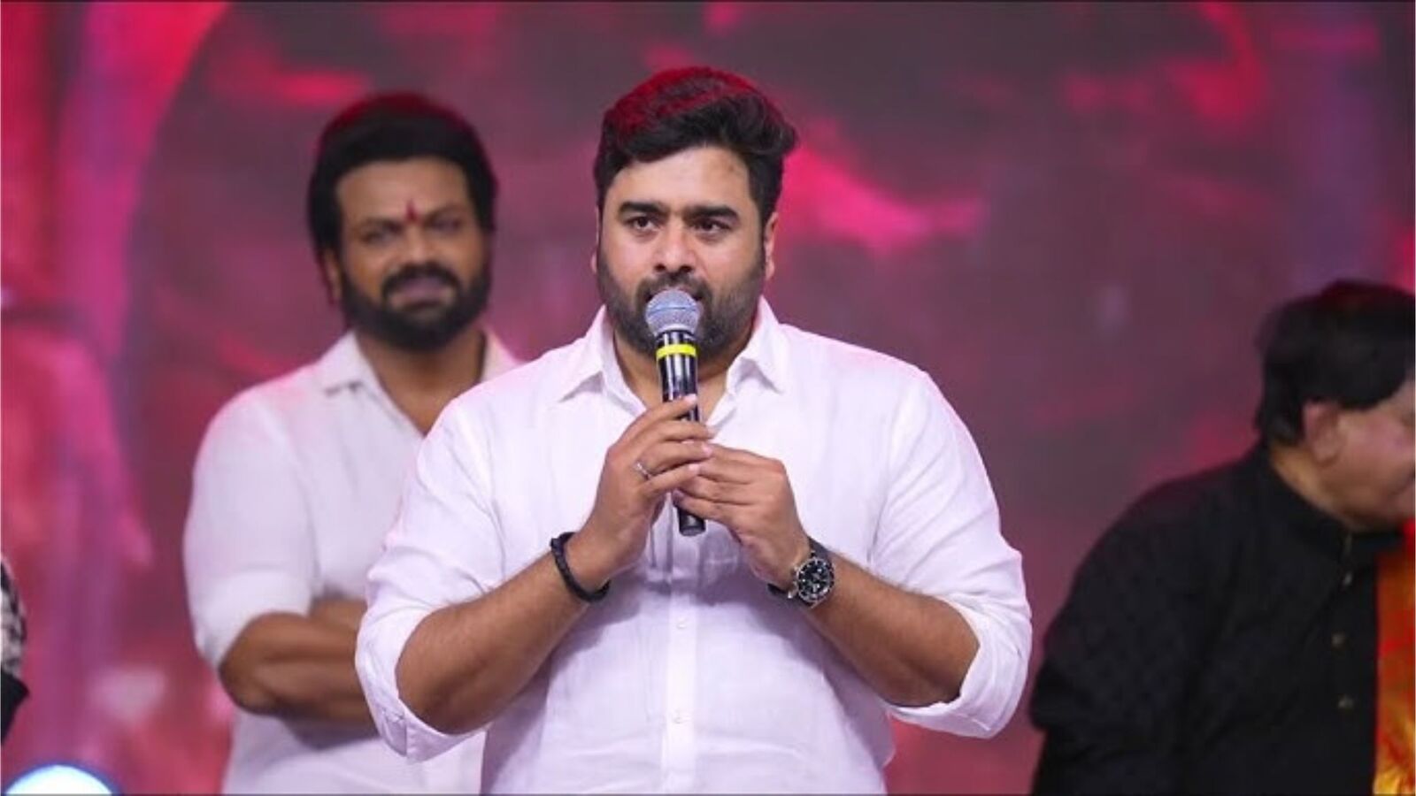 చిన్న బ్రేక్ తీసుకుందామనుకుంటే పెద్ద బ్రేక్ అయింది.. మంచు మనోజ్, బెల్లంకొండ శ్రీనివాస్‌పై హీరో నారా రోహిత్ కామెంట్స్