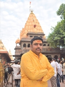ఆధ్యాత్మిక వేత్త పంచాంగకర్త బ్రహ్మశ్రీ చిలకమర్తి ప్రభాకర చక్రవర్తి శర్మ ఆధ్యాత్మిక వేత్త పంచాంగకర్త బ్రహ్మశ్రీ చిలకమర్తి ప్రభాకర చక్రవర్తి శర్మ