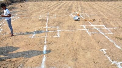 <p>స్వయంగా మంత్రి పొంగులేటి ప్రకటనతో… క్షేత్రస్థాయిలో అధికారులు, సిబ్బంది కూడా వయోపరిమితి విషయంలో మరింత స్పష్టత వచ్చినట్లు అయింది. తద్వారా… లబ్ధిదారుల ఎంపికలో మరో ఇబ్బందిని అధిగమించినట్లు అయింది.</p> 