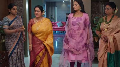 కార్తీక దీపం 2 టుడే ఎపిసోడ్ మే 31: వాళ్లు బతికే ఉన్నారు: దీప మాటలకు జ్యోత్స్నలో భయం.. సుమిత్ర ఆగ్రహం.. దాసు మిస్! కార్తీక దీపం 2 టుడే ఎపిసోడ్ మే 31: వాళ్లు బతికే ఉన్నారు: దీప మాటలకు జ్యోత్స్నలో భయం.. సుమిత్ర ఆగ్రహం.. దాసు మిస్!