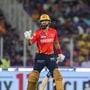 <p>2022- 2023 వరకు శ్రేయస్​ అయ్యర్​ బీసీసీఐ గ్రేడ్​ బీ కాంట్రాక్ట్​లో ఉండేవాడు. ఆ సమయంలో వార్షికంగా రూ. 3కోట్లు అందేవి. 2024 ఫిబ్రవరిలో అతడి కాంట్రాక్ట్​ని రద్దు చేసింది. ఇక 2025-2025 లో అయ్యర్​కి గ్రేడ్​ బీ కాంట్రాక్ట్​ ఇచ్చింది బీసీసీఐ. పలు మీడియా కథనాల ప్రకారం గ్రేడ్​ బీలో ఉన్న ప్లేయర్లకు వార్షికంగా రూ. 3కోట్లు అందుతాయి.</p>