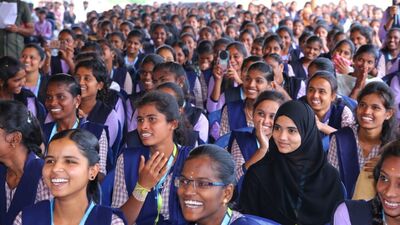 <p>దరఖాస్తు కోసం నివాస పత్రము లేదా రేషన్ కార్డ్ , కుల ధ్రువీకరణ పత్రము, ఆదాయ ధ్రువీకరణ పత్రం, పిల్లల పాఠశాల హాజరు సర్టిఫికెట్ అవసరమవుతుంది. ఇంకా ఏమైనా పత్రాలు అవసరమైతే… ప్రభుత్వం అధికారికంగా విడుదల చేసే ప్రకటనలో తెలుసుకోవచ్చు. </p> <p>దరఖాస్తు కోసం నివాస పత్రము లేదా రేషన్ కార్డ్ , కుల ధ్రువీకరణ పత్రము, ఆదాయ ధ్రువీకరణ పత్రం, పిల్లల పాఠశాల హాజరు సర్టిఫికెట్ అవసరమవుతుంది. ఇంకా ఏమైనా పత్రాలు అవసరమైతే… ప్రభుత్వం అధికారికంగా విడుదల చేసే ప్రకటనలో తెలుసుకోవచ్చు. </p>
