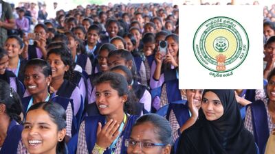 <p>బ్యాంకు ఖాతాకు ఆధార్ నెంబర్ లింక్(NPCI) చేయించేందుకు లబ్దిదారులు బ్యాంకుకు వెళ్లకుండానే మొబైల్ లోనే చేసుకోవచ్చు. ఇందుకోసం ఖాతాదారులు ముందుగా NPCI అధికారిక వెబ్ సైట్ <a href="https://www.npci.org.in/" target="_blank">https://www.npci.org.in/</a> లోకి వెళ్లాలి.హోమ్ పేజీలో 'Consumer' ఆప్షన్ పై మీద క్లిక్ చేయాలి. క్లిక్ చేయగానే పై స్టేటస్ బార్ లో మీకు 'Bharat Aadhar Seeding Enabler(BASE)' అనే ఆప్షన్ కనిపిస్తుంది. దాని మీద క్లిక్ నొక్కాలి. </p> <p>బ్యాంకు ఖాతాకు ఆధార్ నెంబర్ లింక్(NPCI) చేయించేందుకు లబ్దిదారులు బ్యాంకుకు వెళ్లకుండానే మొబైల్ లోనే చేసుకోవచ్చు. ఇందుకోసం ఖాతాదారులు ముందుగా NPCI అధికారిక వెబ్ సైట్ <a href="https://www.npci.org.in/" target="_blank">https://www.npci.org.in/</a> లోకి వెళ్లాలి.హోమ్ పేజీలో 'Consumer' ఆప్షన్ పై మీద క్లిక్ చేయాలి. క్లిక్ చేయగానే పై స్టేటస్ బార్ లో మీకు 'Bharat Aadhar Seeding Enabler(BASE)' అనే ఆప్షన్ కనిపిస్తుంది. దాని మీద క్లిక్ నొక్కాలి. </p>