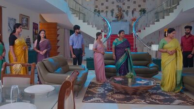 నిన్ను కోరి సీరియల్ టుడే ఎపిసోడ్ జూన్ 6: విరాట్, చంద్రకు నల్లపూసల వేడుక నిన్ను కోరి సీరియల్ టుడే ఎపిసోడ్ జూన్ 6: విరాట్, చంద్రకు నల్లపూసల వేడుక