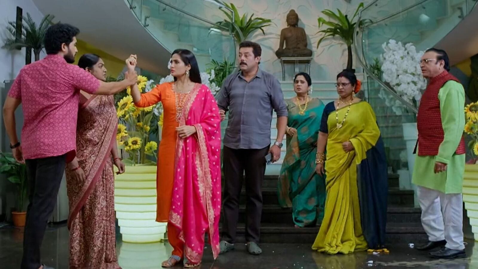 కార్తీక దీపం 2 టుడే ఎపిసోడ్ జూన్ 7: దశరథ్‍ను నాన్న అని పిలిచిన దీప.. షాకై కొట్టబోయిన జ్యోత్స్న.. అడ్డుకున్న కార్తీక్