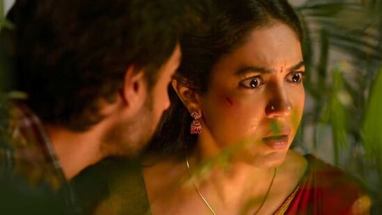 ఓటీటీలో ఇవాళ 7 భాషల్లో ట్రెండ్ అవుతోన్న తెలుగు కామెడీ హారర్ థ్రిల్లర్.. 8.4 రేటింగ్.. ఇక్కడ చూసేయండి!