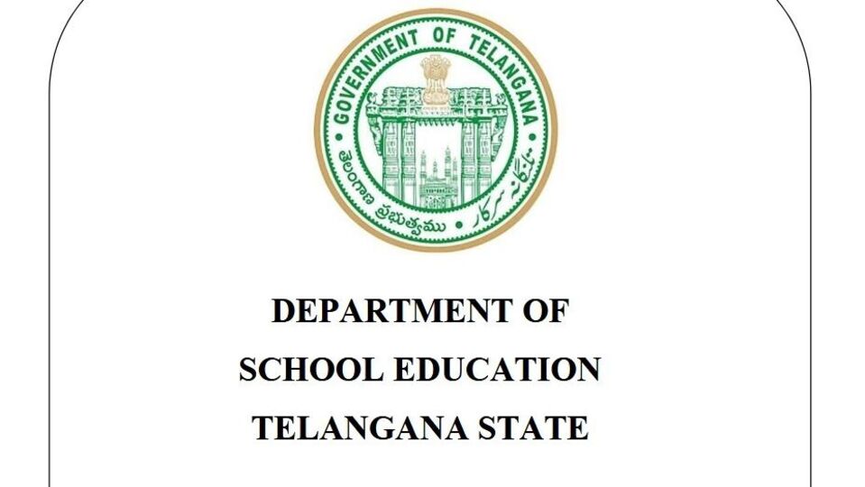 <div><p>ఉపాధ్యాయ అర్హత పరీక్ష(టెట్‌) పరీక్షల నిర్వహణకు తెలంగాణ విద్యాశాఖ సిద్ధమవుతోంది.</p><p>విద్యాశాఖ నిర్ణయంచిన షెడ్యూల్ ప్రకారం… జూన్ 18 నుంచి పరీక్షలు ప్రారంభమవుతాయి. అన్ని సబ్జెక్టుల పరీక్షలు జూన్ 30వ తేదీ నాటికి ముగుస్తాయి. నిజానికి జూన్ 15 నుంచే పరీక్షలు ప్రారంభం కావాల్సిన ఉన్నప్పటికీ…. విద్యాశాఖ తాజాగా మార్పులు చేసింది. 15 నుంచి కాకుండా 18వ తేదీ నుంచి నిర్వహించనున్నట్లు ప్రకటించింది. </p></div>