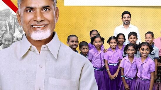 అయితే తల్లికి వందనం స్కీమ్ కింద అందే డబ్బులు జమ కావాలంటే… విద్యార్థుల తల్లిదండ్రులు 3 పనులను తప్పకుండా పూర్తి చేసుకోవాలని అధికారులు సూచిస్తున్నారు. ఇప్పటికే వీటిపై తల్లిదండ్రులకు అవగాహన కూడా కల్పిస్తున్నారు.
