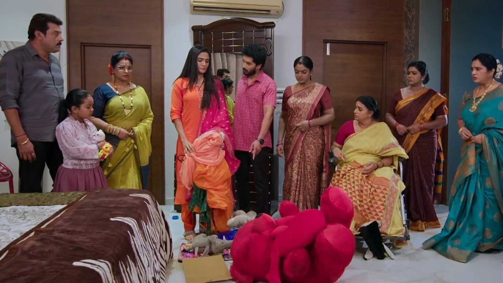 కార్తీక దీపం 2 టుడే ఎపిసోడ్ జూన్ 10: శౌర్యపై జ్యోత్స్న కర్కశత్వం.. బుద్ధి చెప్పిన కార్తీక్.. తండ్రి మాటలతో కాంచన కన్నీరు