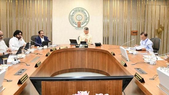 ఉపాధ్యాయుల అభిప్రాయాలను ఎమ్మెల్సీలు తెలియజేశారని మంత్రి లోకేశ్ తెలిపారు. వారి విజ్ఞప్తి మేరకు ఎస్జీటీలకు ఆన్ లైన్ కౌన్సిలింగ్ బదులుగా మాన్యువల్ కౌన్సిలింగ్ నిర్వహించాలని నిర్ణయించినట్లు ప్రకటించారు. 