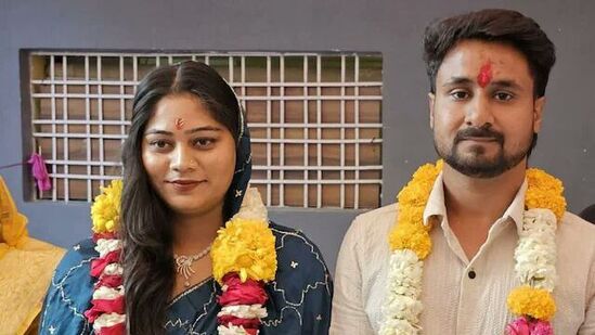 మే 23న సోనమ్, రాజా కనిపించకుండా పోయారు. జూన్ 2న మేఘాలయలో ఓ లోయలో కుళ్లిపోయిన స్థితిలో రాజా మృతదేహం లభ్యమైంది. జూన్ 9న సోనమ్‌ను పోలీసులు అరెస్ట్ చేశారు. సోనమ్ తొలుత ఉత్తరప్రదేశ్ పోలీసులను తప్పుదోవ పట్టించేందుకు ప్రయత్నించింది. సోనమ్ తనను తాను బాధితురాలిగా పోలీసుల ముందు చూపించే ప్రయత్నం చేసింది.
