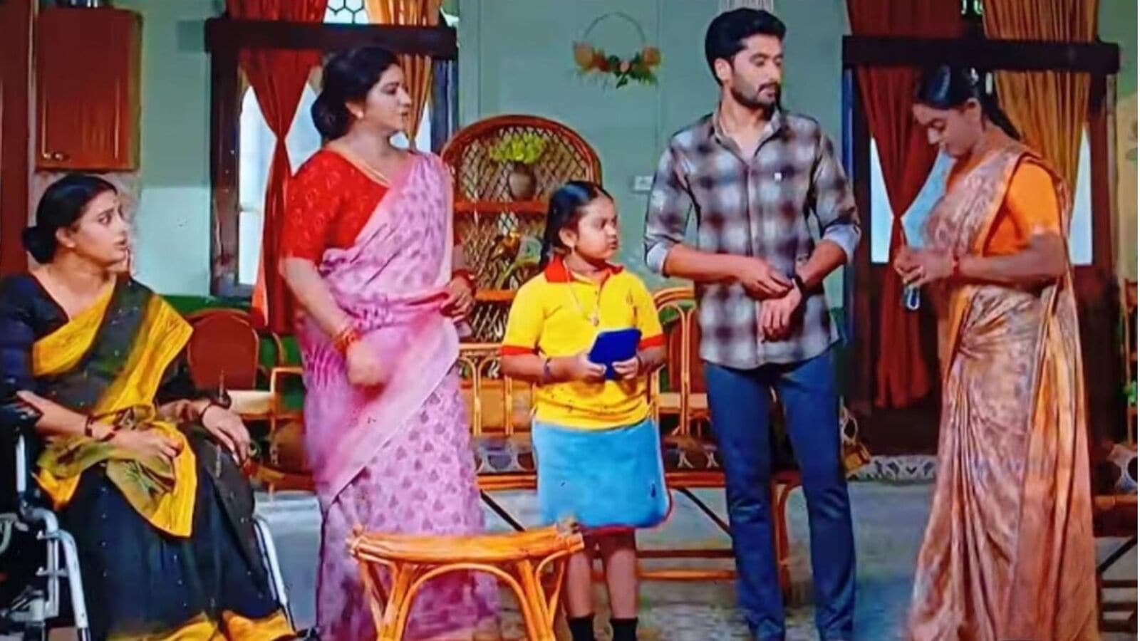 కార్తీక దీపం 2 టుడే ఎపిసోడ్: కన్నీళ్లు పెట్టుకున్న కార్తీక్- కార్తీక్‌ను దీప బావ అని పిలవడంపై ఇంట్లోవాళ్ల ప్రశ్నలు!