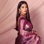 <p>పూజ హెగ్డే చీర కట్టులో అదిరిపోయింది. ఈ ముద్దుగుమ్మ ట్రెడీషనల్ వేర్ లో ఆకట్టుకుంటుంది. పూజ అందాలు ఫ్యాన్స్ ను ఫిదా చేస్తున్నాయి. </p>