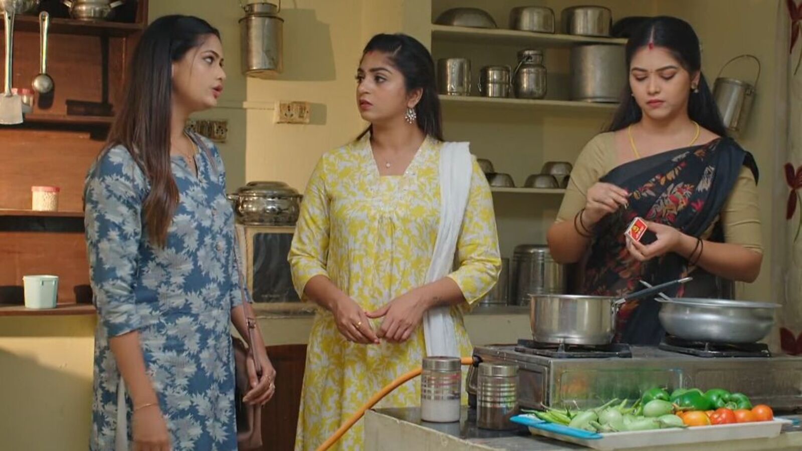 గుండె నిండా గుడి గంట‌లు టుడే ఎపిసోడ్‌: మౌనిక‌కు మ‌రో పెళ్లి - మీనాపై రోహిణి జెల‌సీ - స‌త్యం ఫ్యామిలీలో గొడ‌వ‌లు