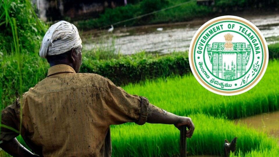 <p>జూన్ 16వ తేదీ నుంచి అర్హులైన రైతుల ఖాతాల్లోకి రైతు భరోసా నిధులు వస్తున్నాయి. ప్రస్తుతం ఎకరానికి రూ. 6 వేలు అందజేస్తున్నారు. అయితే కొత్తగా పట్టాదారు పుస్తకం వచ్చిన వాళ్లు కూడా ఈ స్కీమ్ కోసం దరఖాస్తు చేసుకునే అవకాశాన్ని వ్యవసాయశాఖ కల్పించింది. </p>