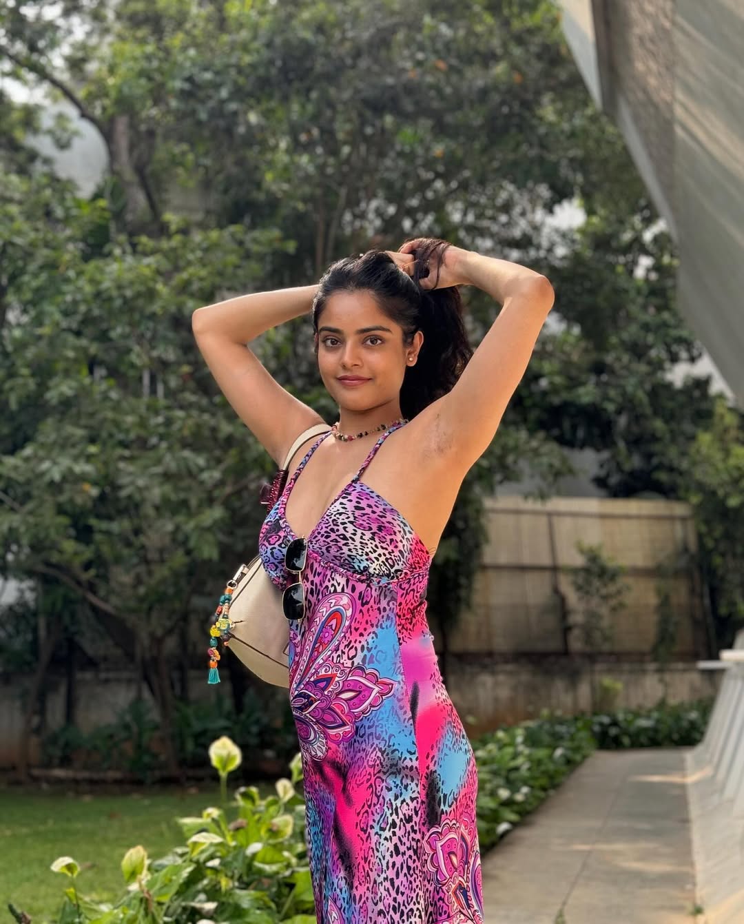 రిద్ధి కుమార్ హీరోయిన్‌గా తెలుగులో డెబ్యూ ఎంట్రీ ఇచ్చిన సినిమా లవర్. 2018లో వచ్చిన ఈ సినిమాలో రాజ్ తరుణ్ హీరోగా చేశాడు. ఈ సినిమా బాక్సాఫీస్ వద్ద అంతగా ఆడలేదు. 