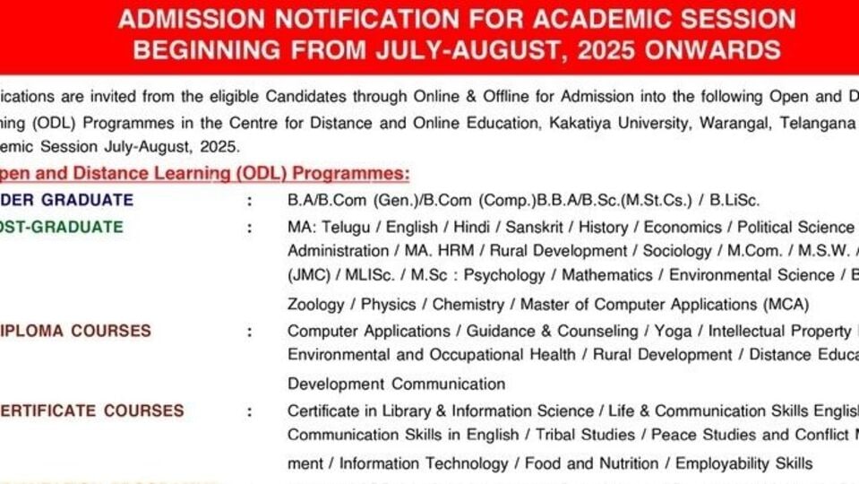 <p>యూజీ, పీజీ కోర్సుల్లో సెమిస్టర్ విధానం ఉంటుంది. రిజిస్ట్రేషన్ చేసుకునే సమయంలోనే స్టడీ సెంటర్ ను ఎంచుకోవాలి. ఆన్ లైన్ లేదా ఆఫ్ లైన్ విధానంలో అప్లికేషన్ చేసుకోవచ్చు. కోర్సుల ఫీజు వివరాలను అధికారిక వెబ్ సైట్ లో తెలుసుకోవచ్చు. </p>