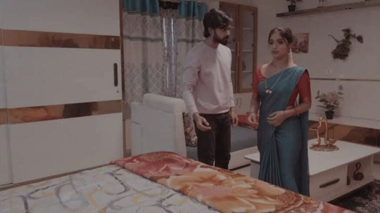 నిన్ను కోరి సీరియల్ జూన్ 25, 2025 ఎపిసోడ్: విరాట్, చంద్రకళ గదిలో ఉద్రిక్తత