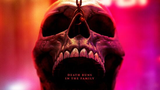 ఒకే రోజు రెండు ఓటీటీల్లోకి వచ్చిన రూ.2400 కోట్ల హాలీవుడ్ హారర్ మూవీ.. తెలుగులోనూ స్ట్రీమింగ్.. కానీ ఓ ట్విస్ట్