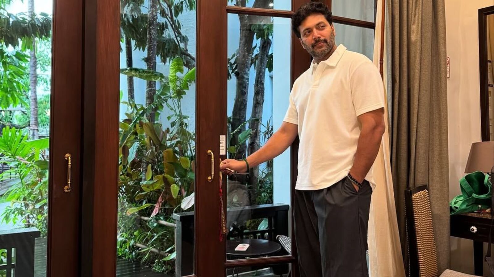 నా భార్యతో విడిపోయిన తర్వాత అద్దె ఇంట్లో ఉంటున్నాను.. చిన్నతనం నుంచి ఎప్పుడూ ఇలా లేను: జయం రవి కామెంట్స్