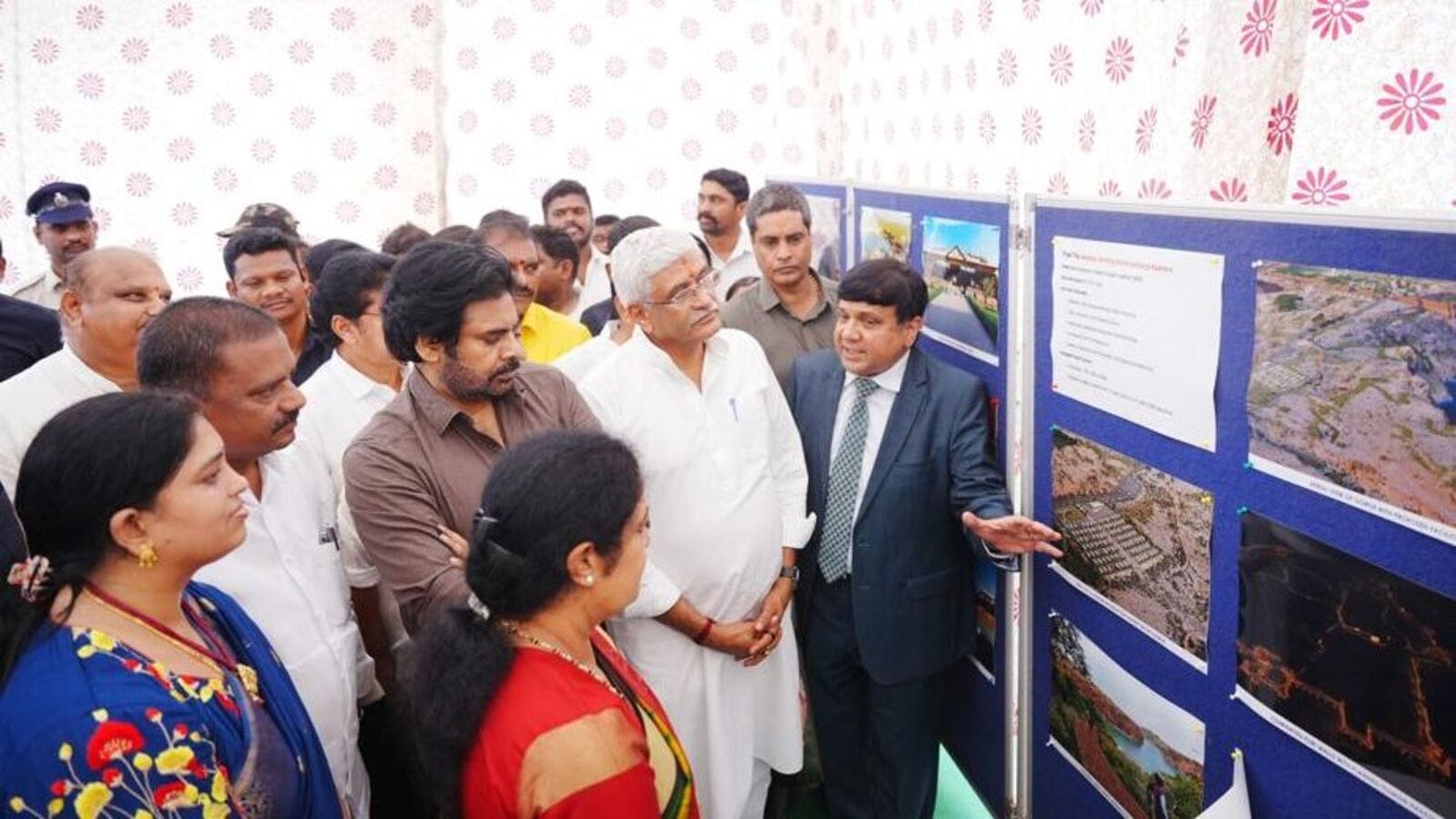 అఖండ గోదావరి ప్రాజెక్టుకు శంకుస్థాపన చేసిన కేంద్ర మంత్రి షెకావత్