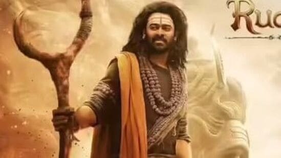 ప్రభాస్. ఇండియాలోనే బిగ్గెస్ట్ స్టార్స్ లో ఒకరైన ప్రభాస్ 'కన్నప్ప'లో రుద్రుడి పాత్రలో నటించారు. మోహన్ లాల్ లా ప్రభాస్ కూడా ఈ సినిమా కోసం ఒక్క పైసా కూడా పారితోషికంగా తీసుకోలేదు. ఈ సినిమాలో ప్రభాస్ చాలా కీలకమైన, పవర్ ఫుల్ పాత్రలో నటించారు.