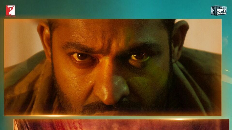 <p>వార్ 2 సినిమా ఆగస్టు 14న ప్రపంచవ్యాప్తంగా రిలీజ్ కానుంది. హిందీతో పాటు తెలుగు, తమిళం భాషల్లో ఈ మూవీ థియేటర్లకు వస్తుంది. యశ్ రాజ్ ఫిల్మ్స్ స్పై యూనియర్స్ లో భాగంగా ఈ మూవీ రూపు దిద్దుకుంటోంది. </p>(x/Yash Raj Films)