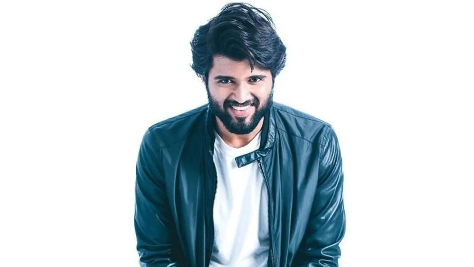 16 వేల మందిలో ఒకరిని.. లైఫ్ ఈజ్ బ్యూటిఫుల్ లో ఛాన్స్ అలా.. అదే టర్నింగ్ పాయింట్.. విజయ్ దేవరకొండ ఇంట్రెస్టింగ్ కామెంట్లు