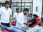 251 మంది దాతలతో హీరో కృష్ణ మానినేని రక్తదాన శిబిరం.. సింధూర సంజీవని పేరుతో కార్యక్రమం
