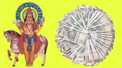 శుక్రుడి రాశి మార్పుతో ఈ మూడు రాశులకు గోల్డెన్ టైం మొదలు